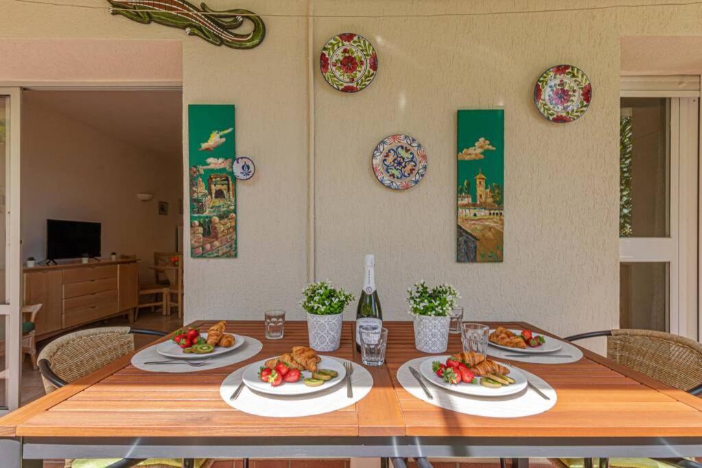 797 Holiday Rentals- Precioso Piso Con Vistas Al Jardin En Benalbeach Benalmádena Eksteriør bilde