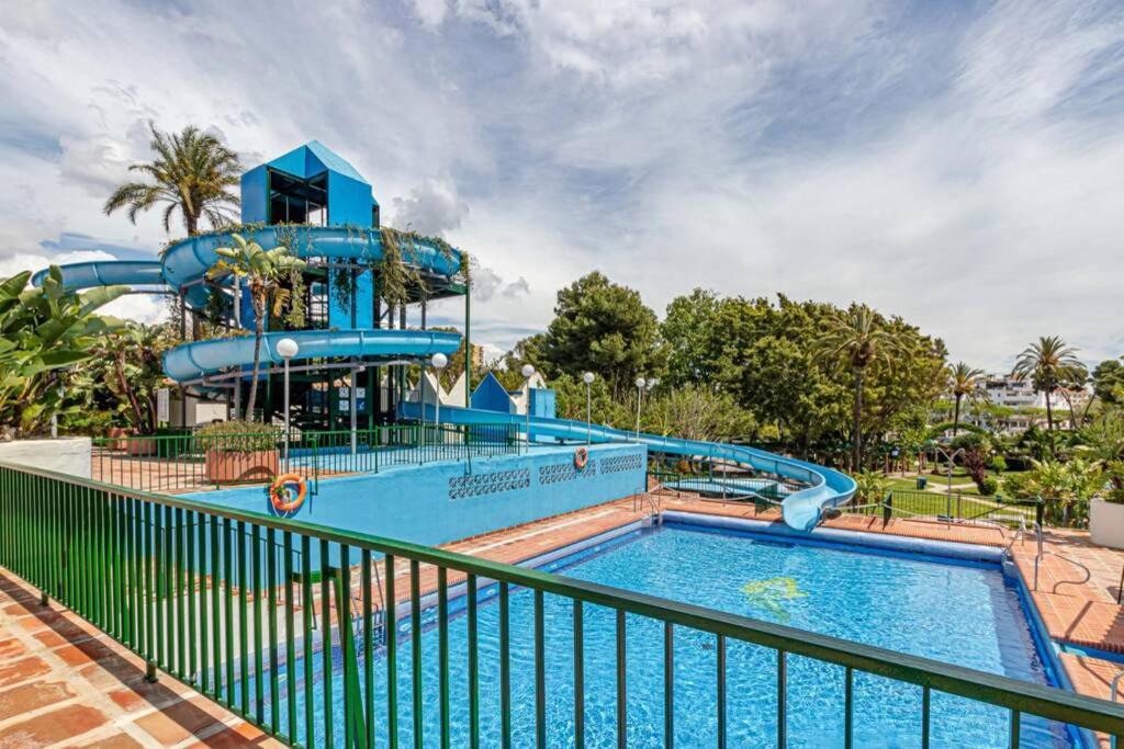 797 Holiday Rentals- Precioso Piso Con Vistas Al Jardin En Benalbeach Benalmádena Eksteriør bilde