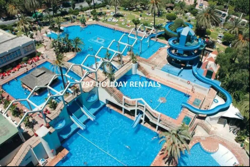 797 Holiday Rentals- Precioso Piso Con Vistas Al Jardin En Benalbeach Benalmádena Eksteriør bilde