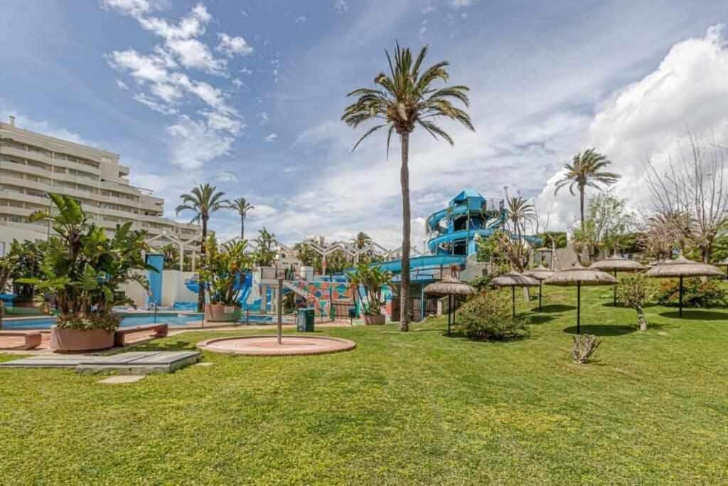 797 Holiday Rentals- Precioso Piso Con Vistas Al Jardin En Benalbeach Benalmádena Eksteriør bilde